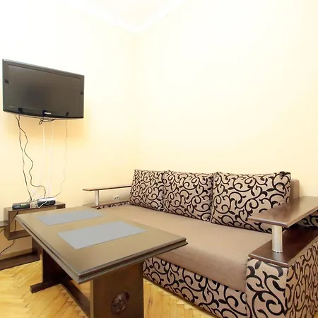 Apartment Kulisha 45 *